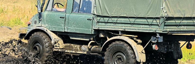 Der Einsatz im Schlammwasser ist für Gehäuselager so etwas wie ein Worst- Case-Szenario – gleichwohl
konnten sich die SRU-Pendelrollenlager-Einheiten auch in dieser extremen Anwendung behaupten.