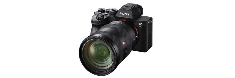 Auf die Alpha 7R IV passen die E-Mount-Objektive von Sony.