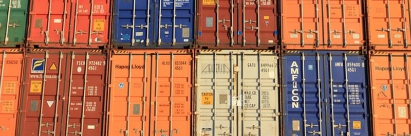 Container nutzen (Bild von olafpictures auf Pixabay ).