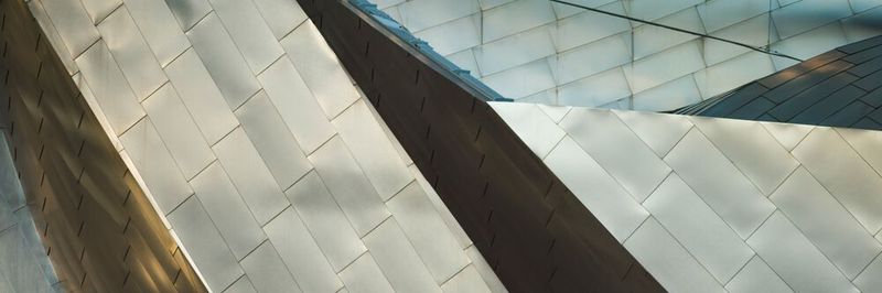 What aspects have to be taken into account when formulating a specification?