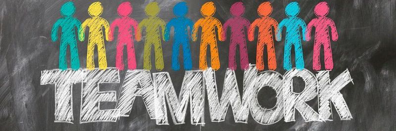 Collaboration Tools vereinfachen die interdisziplinäre Teamarbeit über verschiedene Standorte hinweg.