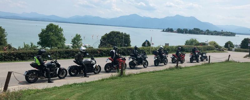 Gruppe eins am Chiemsee.