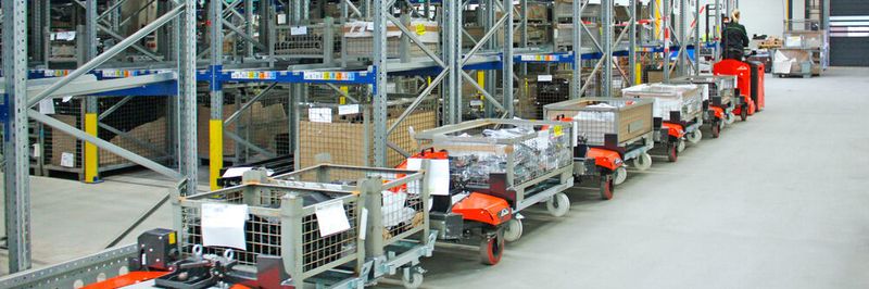 Der „Factory Train“ soll die Materialversorgung in der Produktion im Traktorenwerk effizienter und sicherer gestalten.