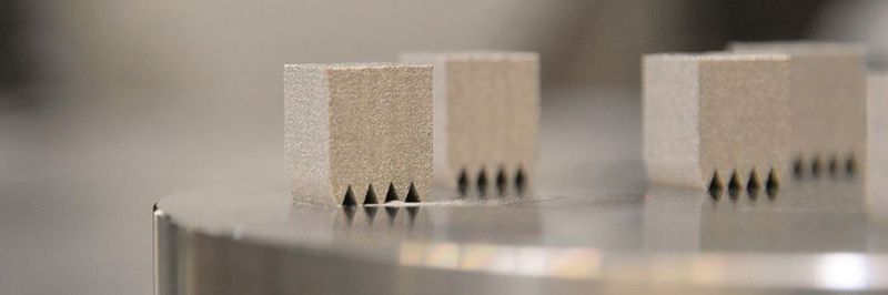 Für neue, maßgeschneiderte Stähle kombinieren die Add-Steel-Projektpartner unter anderem die Elemente Cobalt, Kohlenstoff, Molybdän, Vanadium und Wolfram und variieren entsprechende Legierungsanteile.
