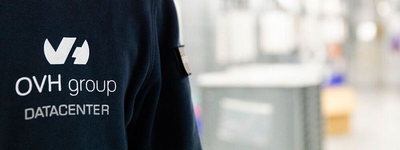 OVH ist ein Familienbetrieb und zugleich Hyperscaler, Cloud-Anbieter und Computerfabtikant und -logistiker. Der Entwurf neuer Datensääle gehört ebenso zum Geschäft wie das Tüfteln an der Hardware und das Recycling, die Steuerung des Rechenzentrumsbetriebs und pfiffige Cloud-Angebote.