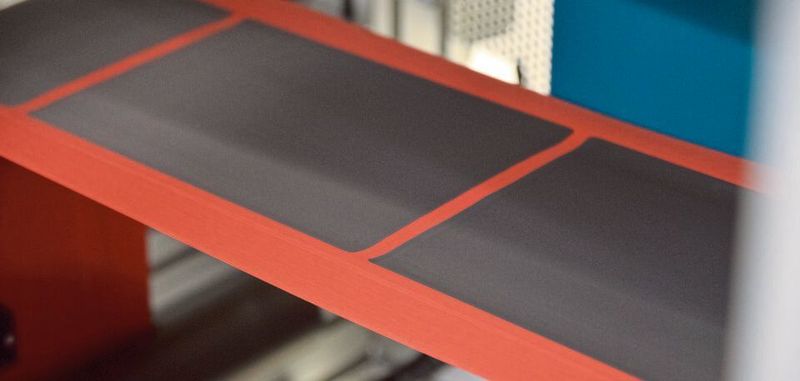 Batterieherstellung: Ein neues Verfahren erhöht die Produktionskapazität von Li-Ion-Batterieelektroden deutlich.
