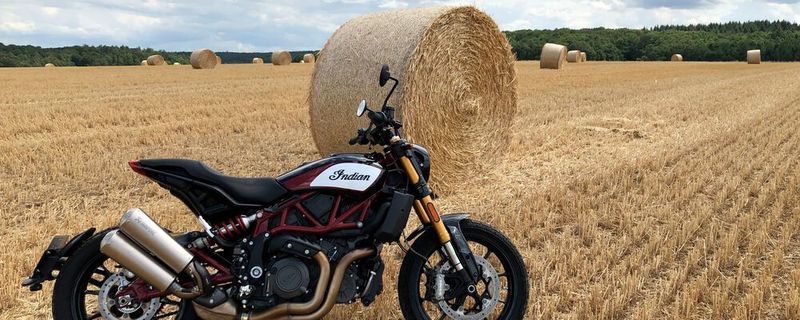Indian Summer is coming: Greift zwar noch nicht aktiv in die Neuzulassungsstatistik ein, die neue Indian FTR 1200, wird sie aber in Zukunft. Aus Testfahrers Sicht für 2019 und 2020 ein ganz großer Motorradcoup.