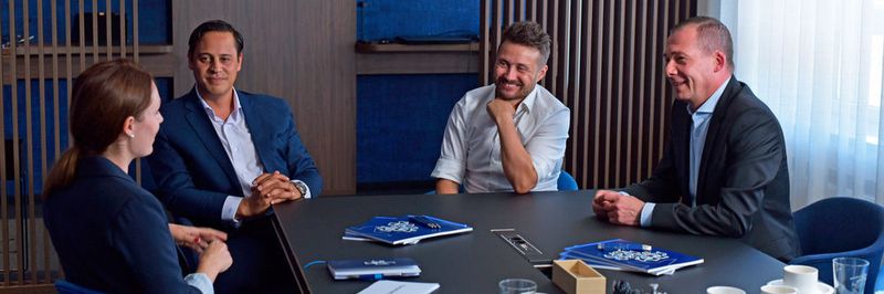„Wie kann Customer Centrcity erfolgreich umgesetzt werden?“ – darüber haben drei Experten im Roundtable diskutiert.