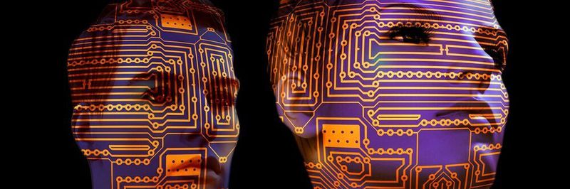 Nehmen wir Künstliche Intelligenz tendenziell als weiblich oder männlich wahr?