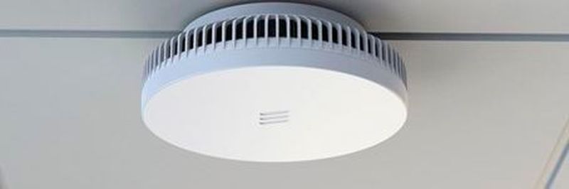 Der kompakte 5G Radio Dot ermöglicht neuartige "Indoor-Erlebnisse", indem er den Datendurchsatz auf über 2Gbit/s erhöht.