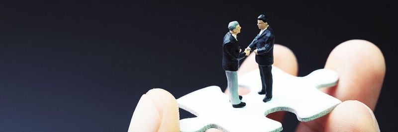 Die Digitalisierung in der Verwaltung wird auch Auswirkungen auf die tarifpolitischen Regelungen haben. Wie diese in zukunft Aussehen könnten, haben wir mit Frank Bsirske besprochen