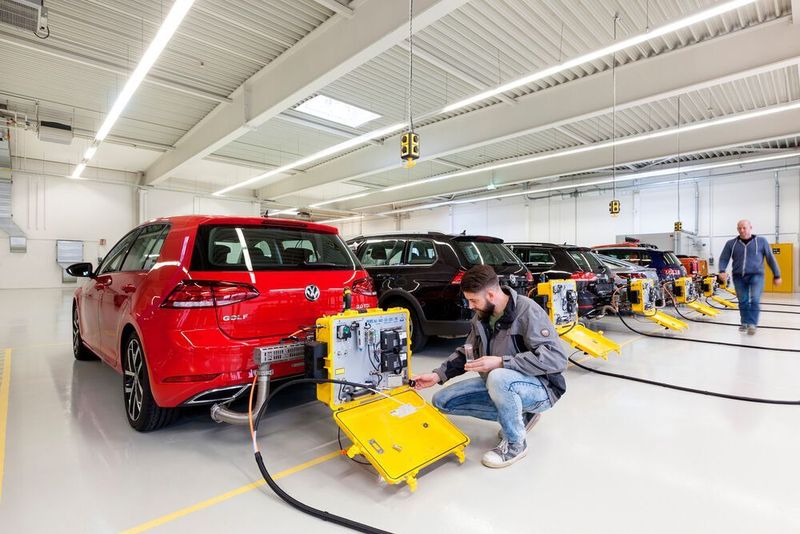 Kaum ein Hersteller hatte mit der WLTP-Umstellung derart zu kämpfen wie VW. Doch die nächte Stufe des Verbrauchstests soll sanfter werden.