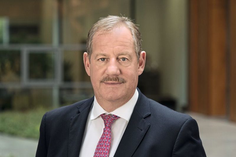 Ralf Kalmbach ist Partner bei Bain & Company in München und leitet gemeinsam mit Klaus Stricker die globale Praxisgruppe Automobilindustrie.