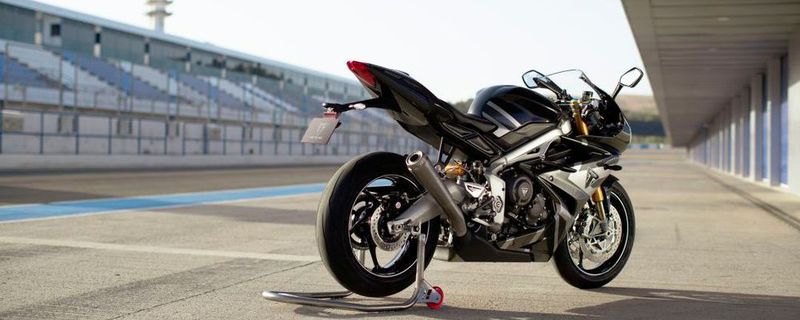 Die Daytona Moto2 765 Limited Edition wird im Februar 2020 bei den Triumph-Händlern stehen.
