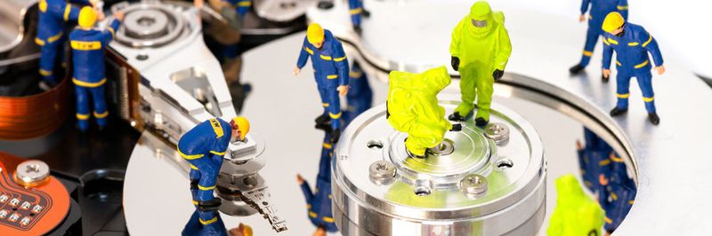 Datenrettung ist eine Arbeit für Profis. Die kanadische Mutterfirma von CBL Datenrettung wurde als CBL Data Recovery Technologies 1993 in Kanada gegründet und betriebt dort auch Grundlagenforschung.