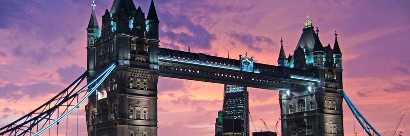 Cloud-Strategie im Jahr 2019: Die hybride Cloud als Brücke zwischen neuer und traditioneller IT.