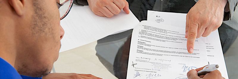 Mit dem „Gesetz für faire Verbraucherverträge“ sollen Verbraucher vor überlangen Vertragslaufzeiten und Kündigungsfristen geschützt werden.
