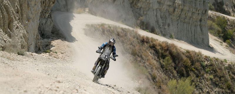 Der Augsut 2019 geht als der bislang drittheißeste Sommer der Wettergeschichte in die Annalen ein. Die im Bild zu sehende Yamaha 700 Ténéré greift noch nicht in die Zulassungsstatistik ein.