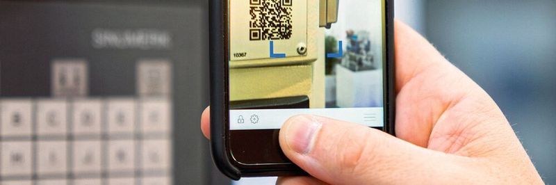 Bei Anfragen über einen QR-Code können Servicetechniker die jeweilige Maschine eindeutig identifizieren.