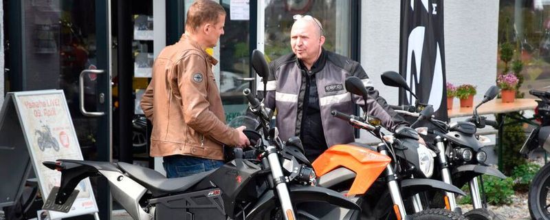 Bike und Business Chefredakteur Stephan Maderner zu Besuch bei Zero Motorcycles.