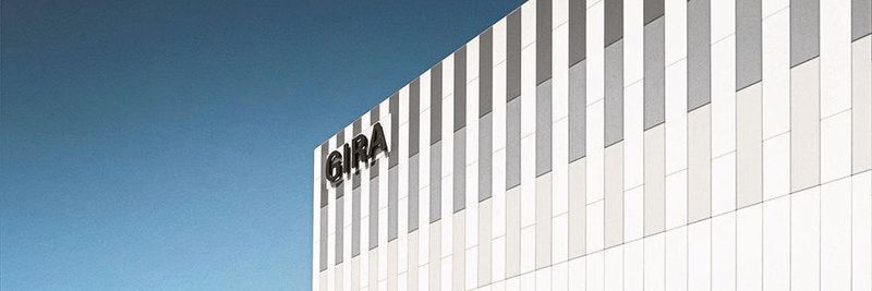 Der 24. Karrieretag Familienunternehmen findet bei der Gira Giersiepen GmbH & Co. KG in Radevormwald statt.