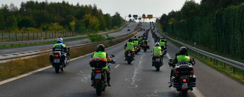1.000 Biker zählte die diesjährige „Protest“-Sternfahrt der Biker Union nach Berlin.