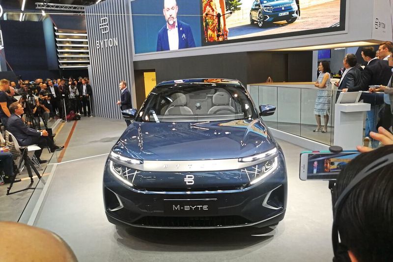 Der M-Byte auf Bytons Messestand auf der IAA in Frankfurt.