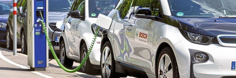 Bosch sieht in den Entwicklungen im Bereich Mobilität sowohl Chancen als auch Herausforderungen.