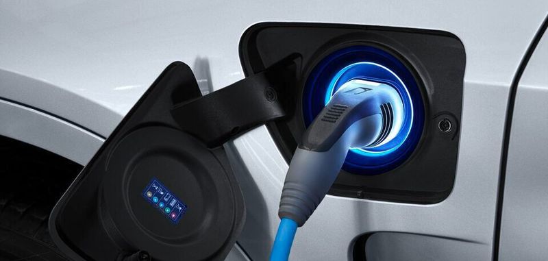 Ob Plug-in-Hybride aber wirklich eine längerfristige Lösung sind, hängt nicht zuletzt daran, wie sie von ihren Besitzern am Ende wirklich genutzt werden.