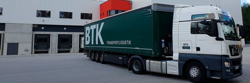 Die Ladungen für BTK werden im Lager von Bernbacher automatisch zusammengestellt.