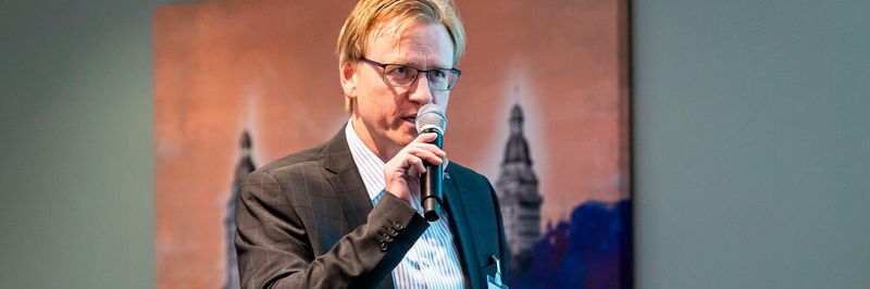 „Die Zulieferer sehen beim Thema Brennstoffzelle große Betätigungsfelder“, »Automobil Industrie«-Chefredakteur Claus-Peter Köth.