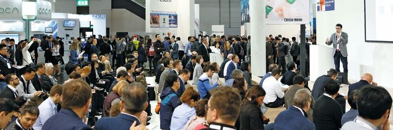 Bei den Medica Disrupt-Pitches gewinnen Messebesucher einen Eindruck von den kreativen Ideen innovativer Start-ups.
