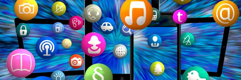 Ob und in welcher Form man eine App geräte- und plattformübergreifend bereitstellt, hängt vo verschiednen Faktoren ab.
