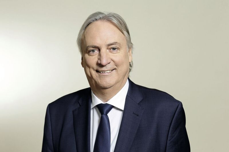 Peter Gutzmer verabschiedet sich nach 18 Jahren bei Schaeffler in den Ruhestand.