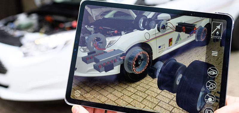 Eine animierte Explosionsgrafik zeigt den Aufbau des Felgenmotors.