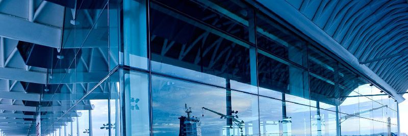 Cloud Computing, das Internet of Things (IoT), Big Data und generell die Industrie 4.0 treiben den Bedarf nach immer mehr Bandbreite im und am Rechenzentrum.