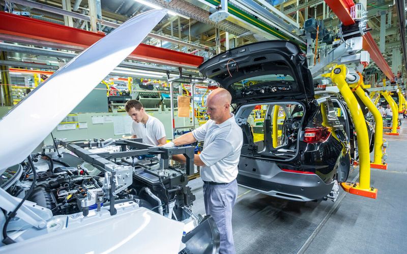 Opels Produktionsstandorte sind nicht ausreichend ausgelastet.