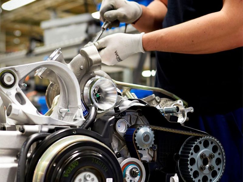 Motorenproduktion von Volvo im schwedischen Skövde.