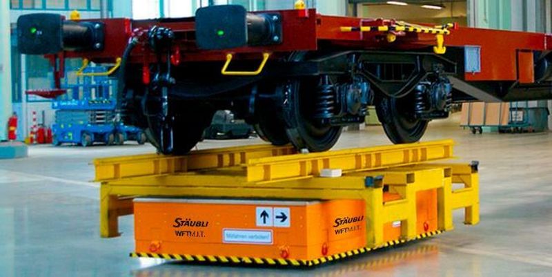 Bis zu 500 Tonnen Last bewegen die Fahrerlosen Transportsysteme WFTM.I.T. von Stäubli WFT.