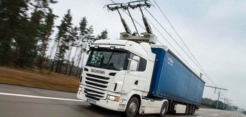 Scania baut die Hybrid-Lkw für den E-Highway.