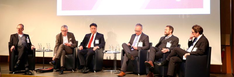 This year's NetLawS Open Space Discussion focuses on the handling of data-oriented business processes.
