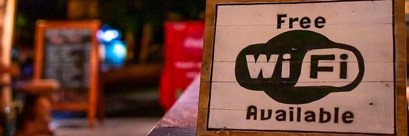 Freier Internetzugang ist vor allem in Hotels und Cafés gefragt.