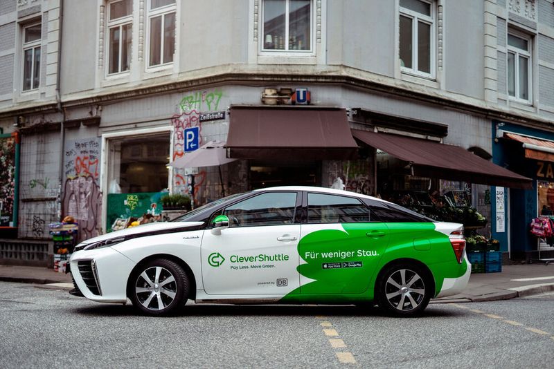 Der Fahrdienst Clevershuttle hat seinen Betrieb in Hamburg, Stuttgart und Frankfurt eingestellt.