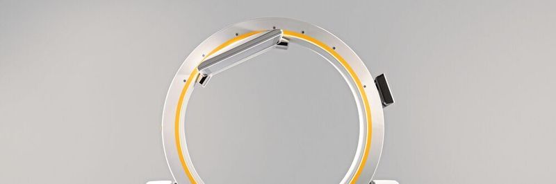 Äußerlich kommt der Loop-X erst einmal unscheinbar daher. Laut Brainlab handelt es sich um den ersten mobilen intraoperativen Bildgebungsroboter.