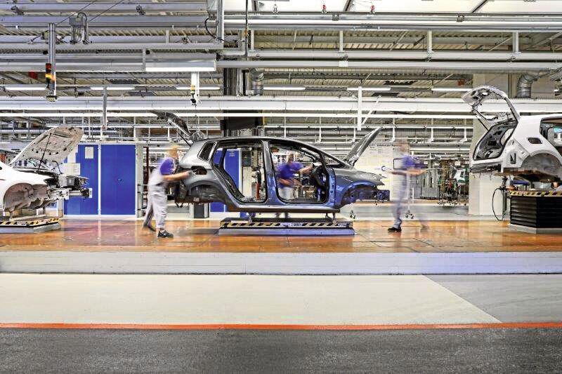 Lean & Green: Volkswagen entwickelt in seinem Werk in Wolfsburg den „Think Blue. Factory“-Ansatz weiter – und hat dafür den Lean & Green Award 2019 gewonnen.