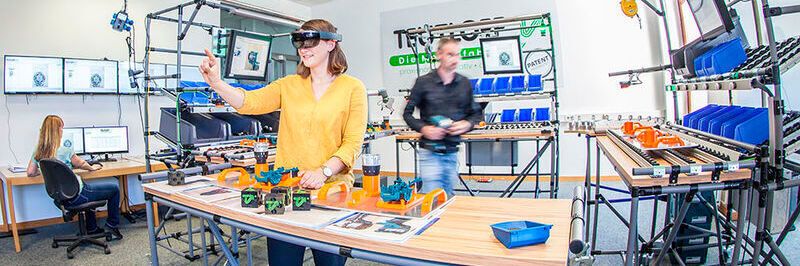 Das neue Lernkonzept der Akademie soll zukünftige Fachkräfte fit machen für digitalisierte Arbeitsplätze im Industrie-4.0-Umfeld.