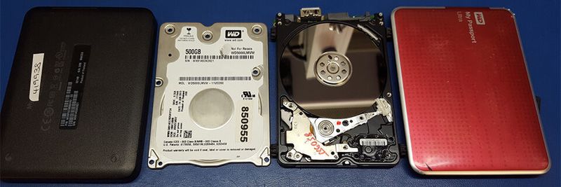 Von dieser externen Festplatte konnte CBL Datenrettung die darauf gespeicherten wissenschaftlichen Arbeiten und Unterrichtsmaterialien wiederherstellen und merkt dazu an: „Das im Fernsehbericht von Armin Ghassim genannte Waliser Unternehmen hatte von der Dozentin zuvor 600 Euro kassiert und behauptet, eine Datenrettung sei unmöglich.“
