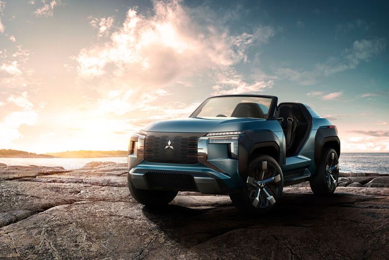 Bei Mitsubishis MI-Tech Concept handelt es sich um einen futuristisch wirkenden Strandbuggy mit E-Antrieb.