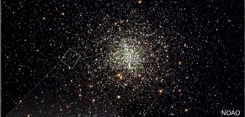 Mit Hilfe des Hubble-Weltraumteleskop der NASA haben Forscher die Weißen Zwerge entdeckt. Diese kleinen, ausgebrannten Sterne im Bild befinden sich im Kugelsternhaufen M4 und sind etwa 12 bis 13 Milliarden Jahre alt.
