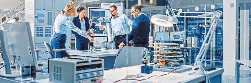 Wenn es um den Einsatz von KI in der Industrie geht, raten Experten Unternehmen zur Zusammenarbeit mit Forschern. Im Beitrag finden Sie Institute und Plattformen.